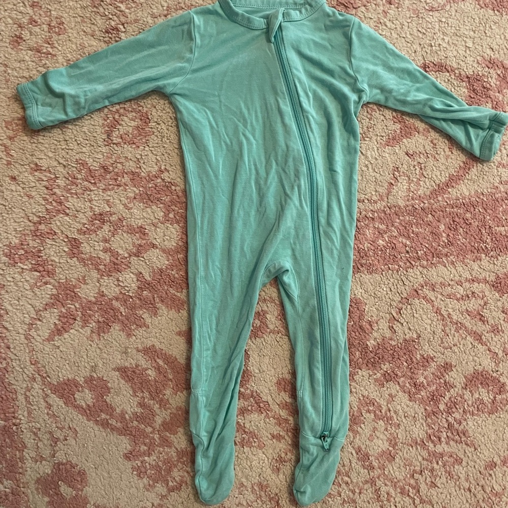 Kyte BABY zipper footie size 3-6months in blue